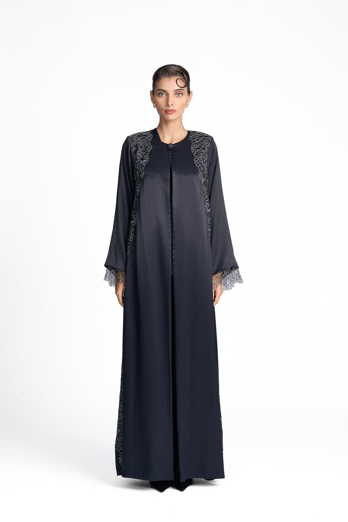Aurhé Silver Lace Abaya