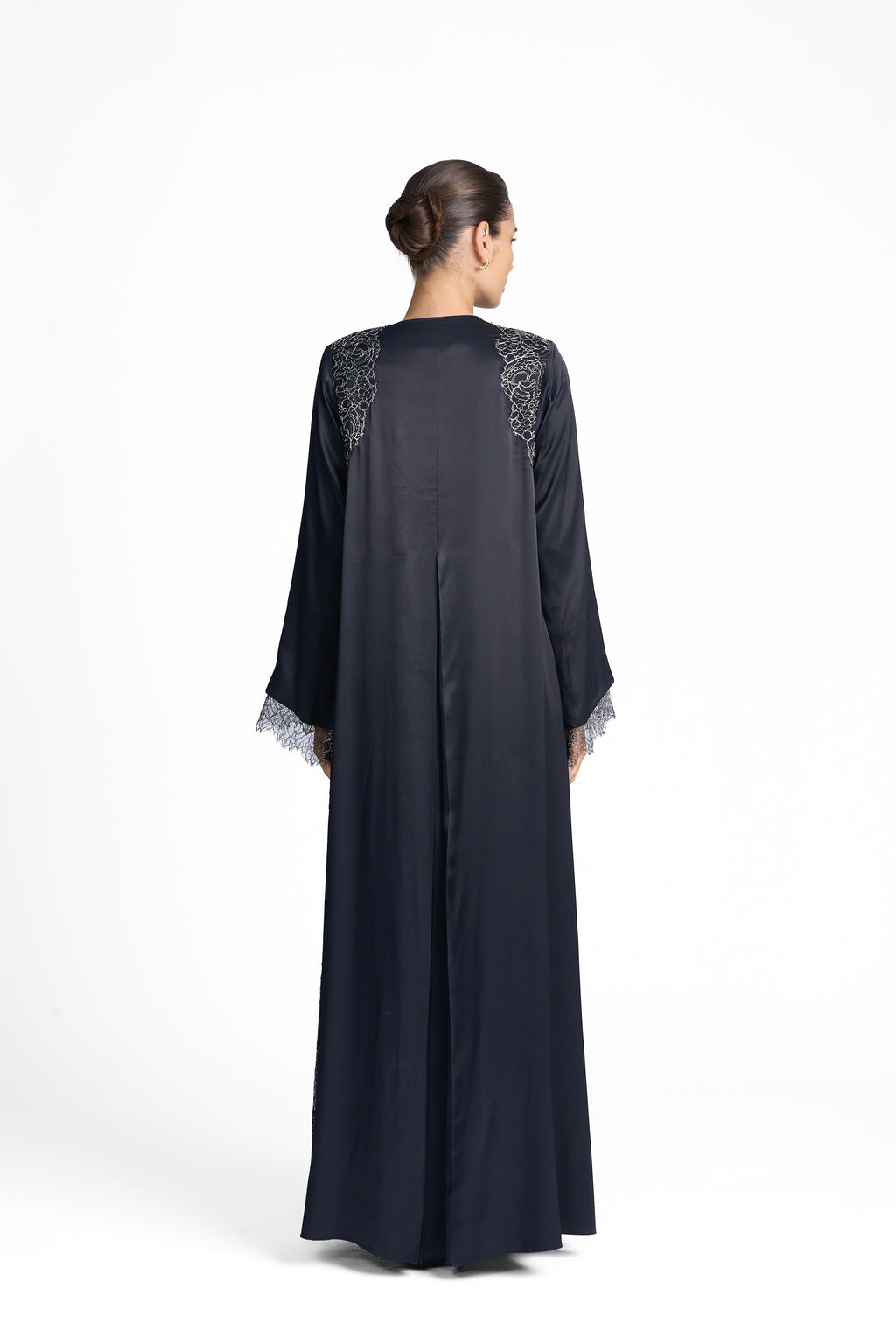 Aurhé Silver Lace Abaya